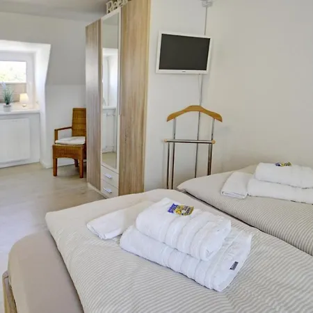 Fewo1846 - Ostseeflair Komfortables Reihenhaus Mit Zwei Schlafzimmern, Garten Und Terrasse Feriehus *