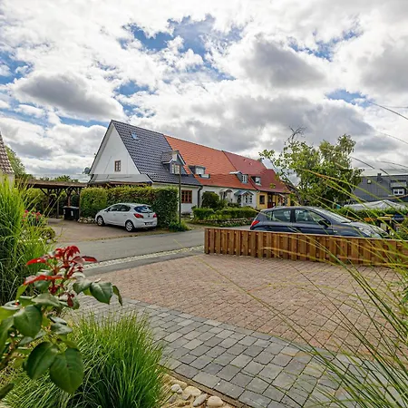 Сasa de vacaciones Fewo1846 - Ostseeflair Komfortables Reihenhaus Mit Zwei Schlafzimmern, Garten Und Terrasse *